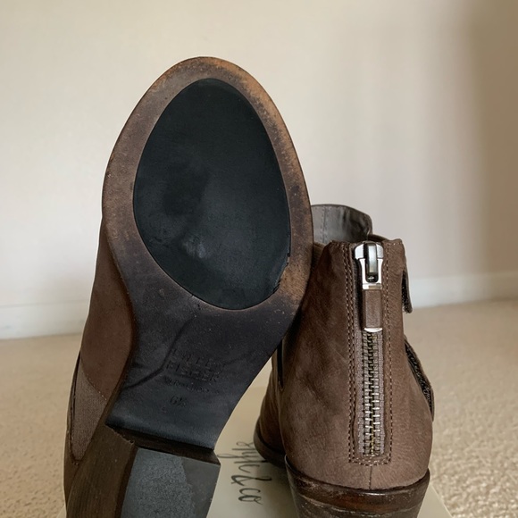 Eileen Fisher Brown Suede Peep Toe Heeled Booties - S 6.5 - Picture 4 of 6
